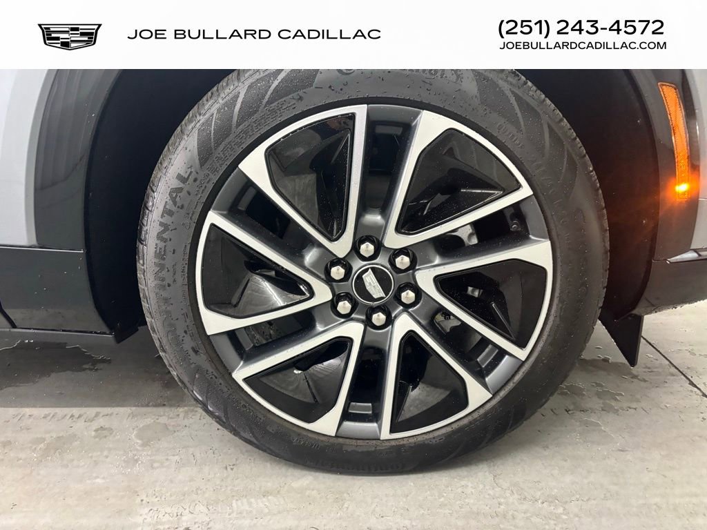 New 2025 Cadillac Optiq Sport 2 image 13