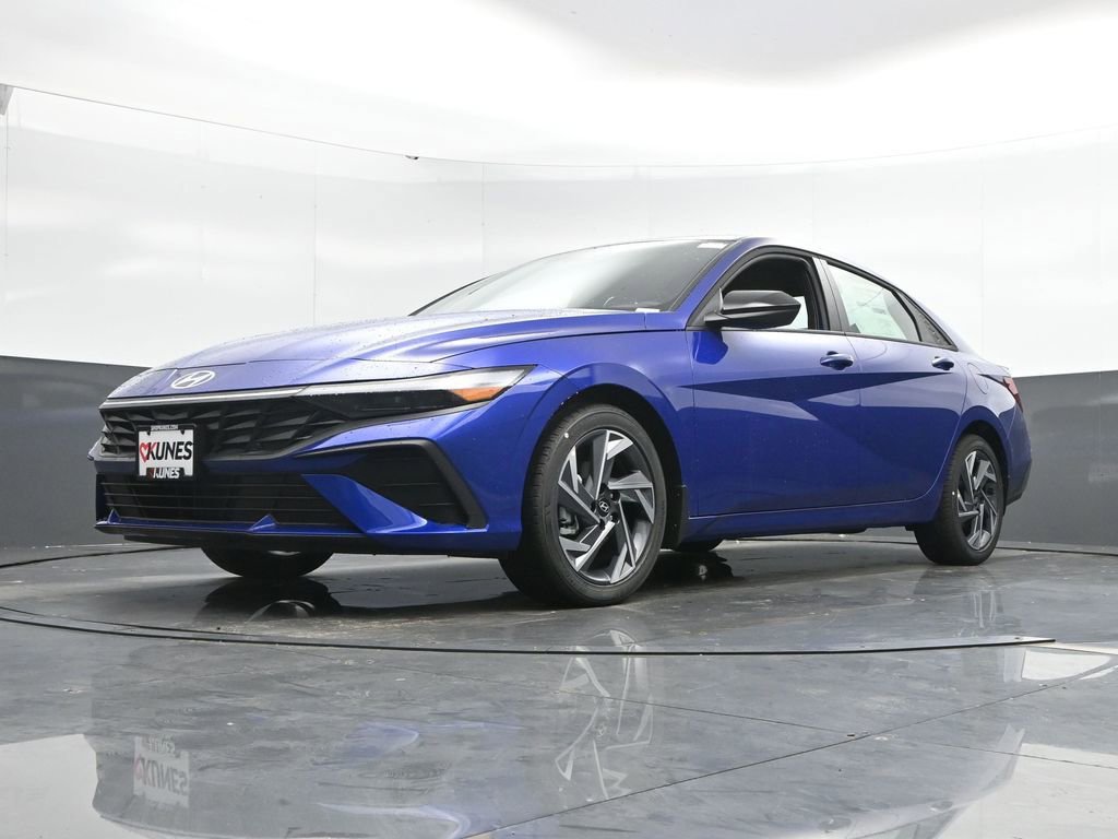 New 2025 Hyundai Elantra Sport image 49