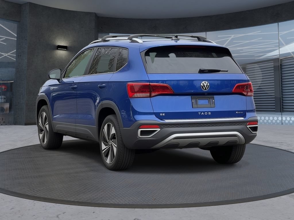 Used 2023 Volkswagen Taos SE w/ Panoramic Sunroof Package AWD/4WD image 3