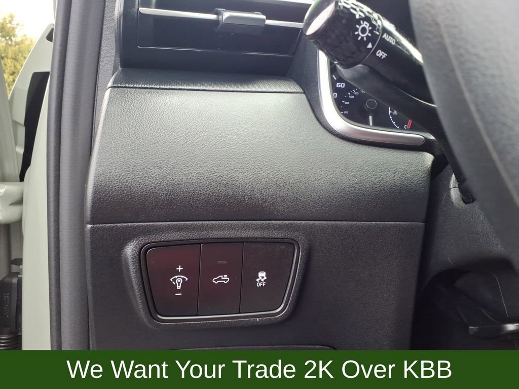 Used 2023 Hyundai Santa Cruz SE image 19