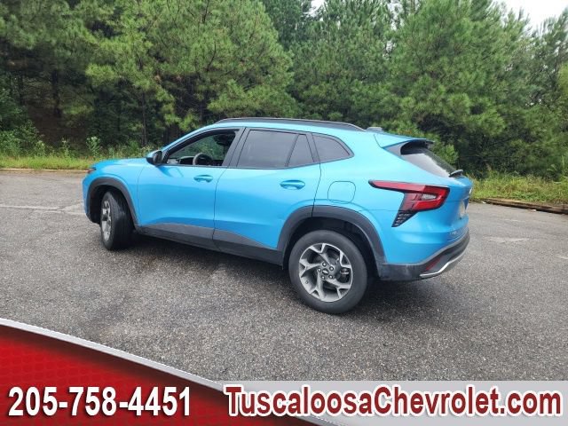 Used 2025 Chevrolet Trax LT w/ Driver Confidence Package FWD image 10