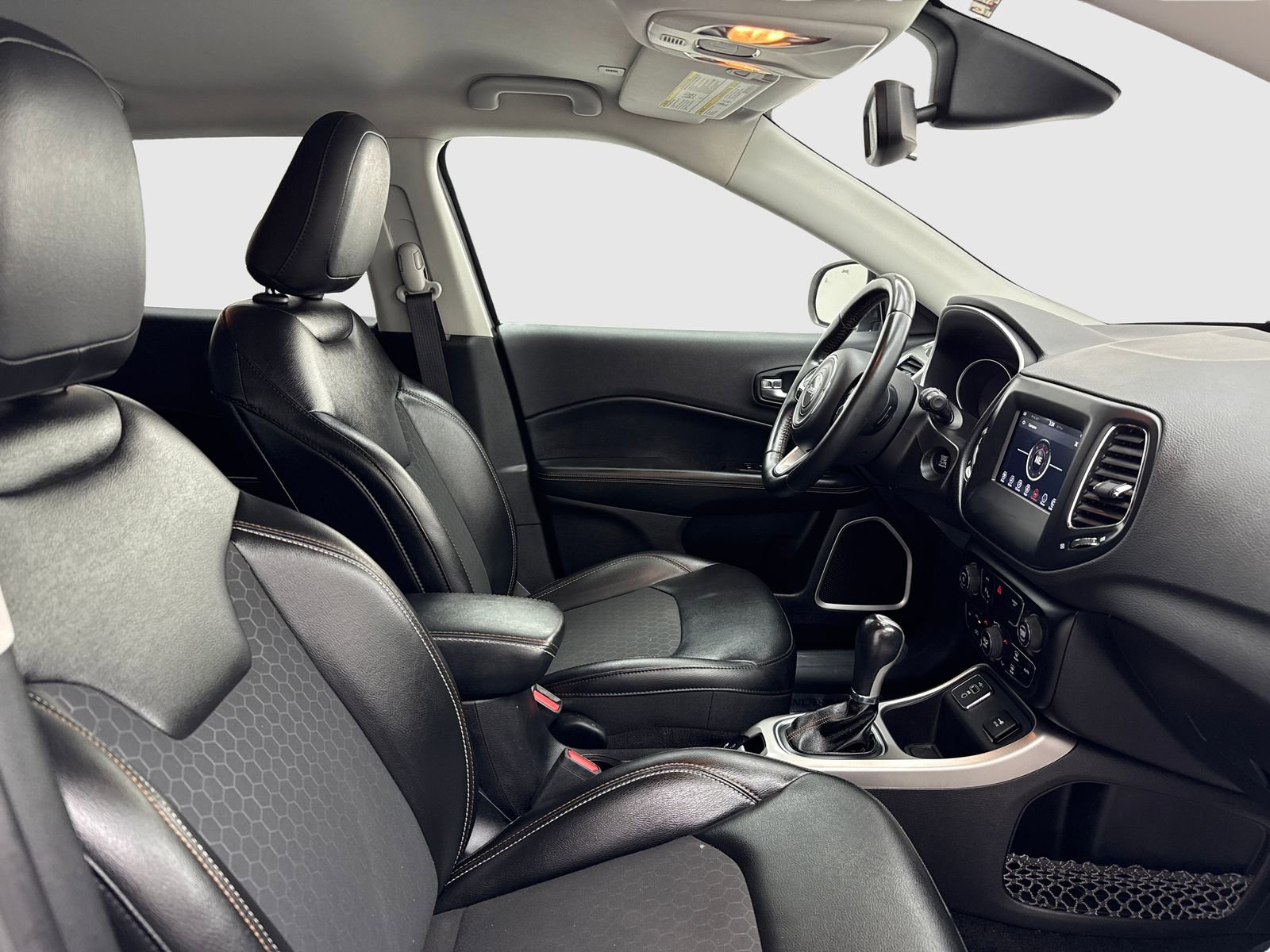 Used 2019 Jeep Compass Latitude w/ Safety & Security Group FWD image 42