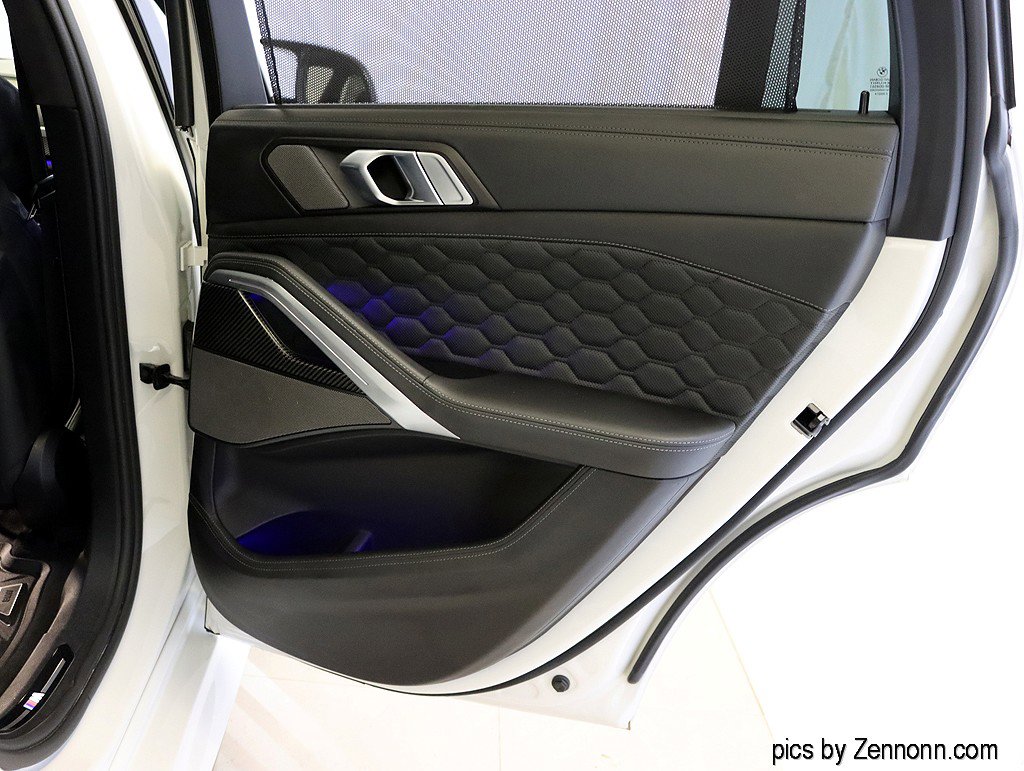 Used 2022 BMW X6 M w/ Competition Package image 37