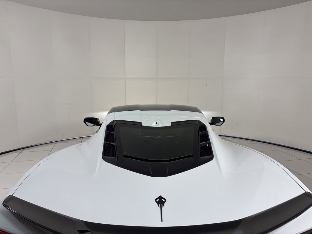Used 2025 Chevrolet Corvette E-Ray w/ ZER Performance Package image 10