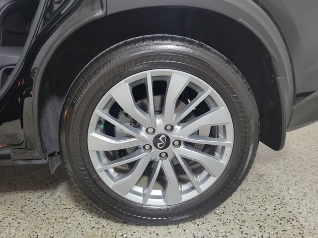 Certified 2025 INFINITI QX50 Luxe AWD/4WD image 9