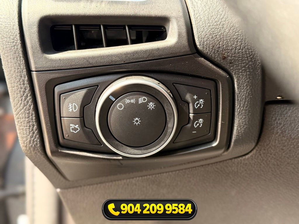 Used 2017 Ford Focus Titanium image 13