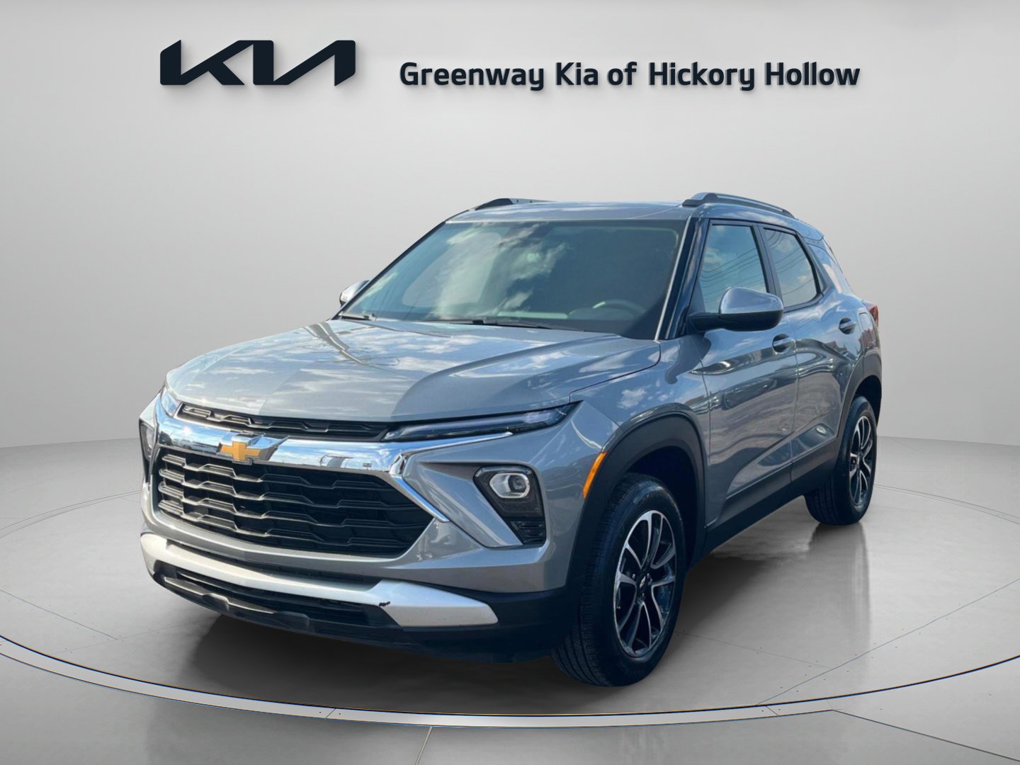 Used 2025 Chevrolet TrailBlazer LT image 3