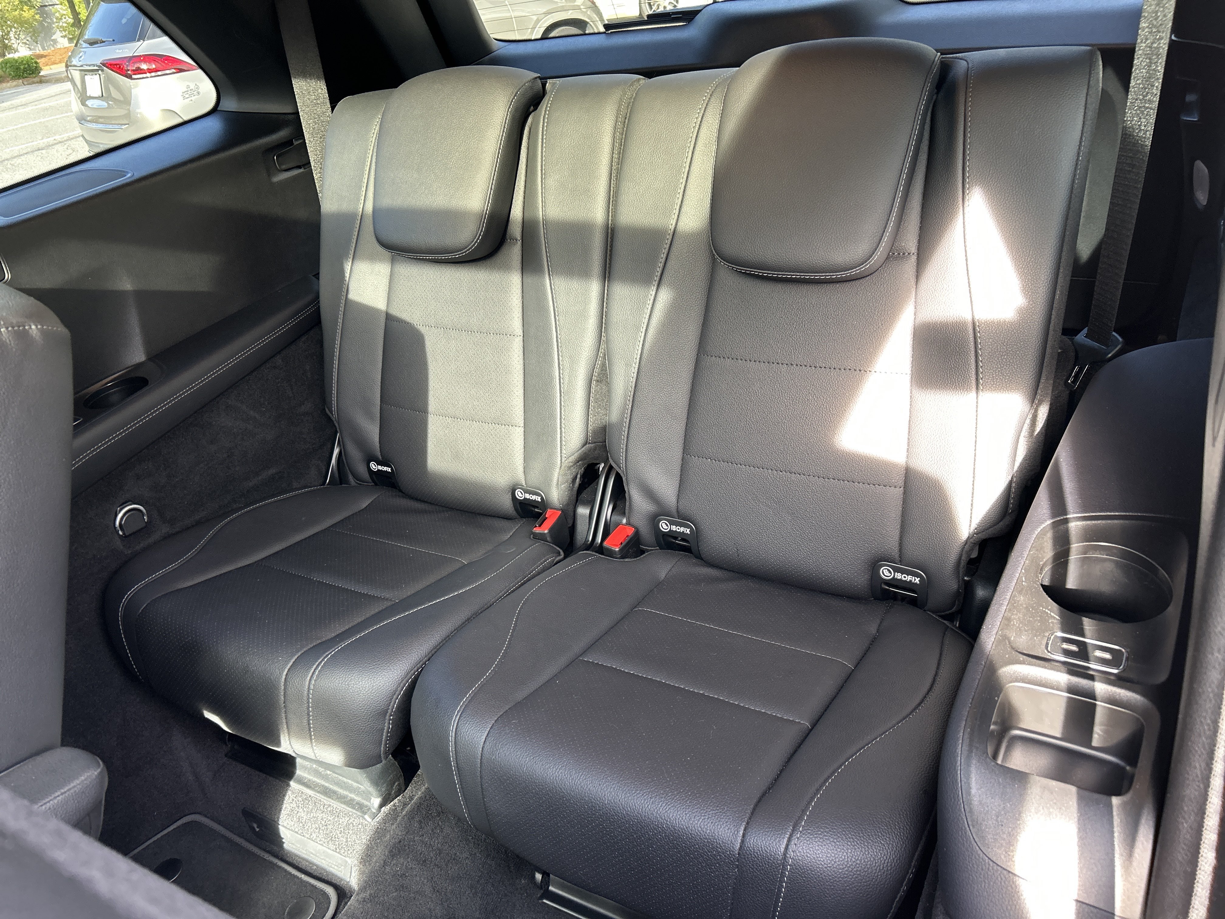 Certified 2024 Mercedes-Benz GLS 450 4MATIC image 43