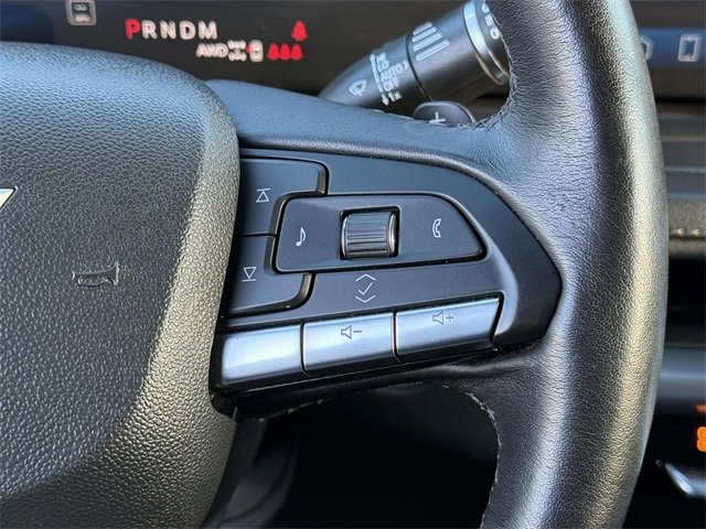 Used 2024 Cadillac XT4 Premium Luxury image 18