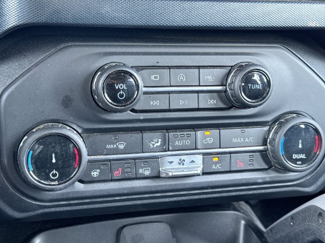 Used 2022 Ford Bronco Outer Banks AWD/4WD image 19