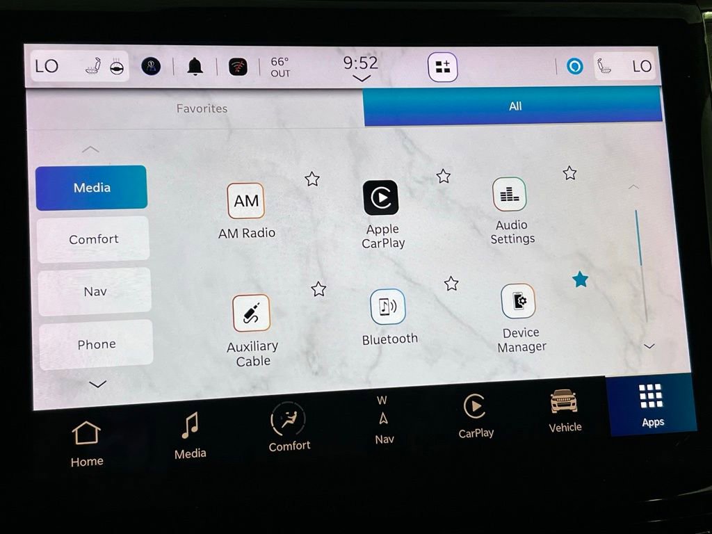 Used 2023 Jeep Grand Cherokee Overland w/ Luxury Tech Group IV image 33