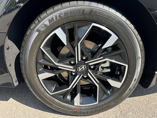 Used 2024 Hyundai Sonata SEL FWD image 12
