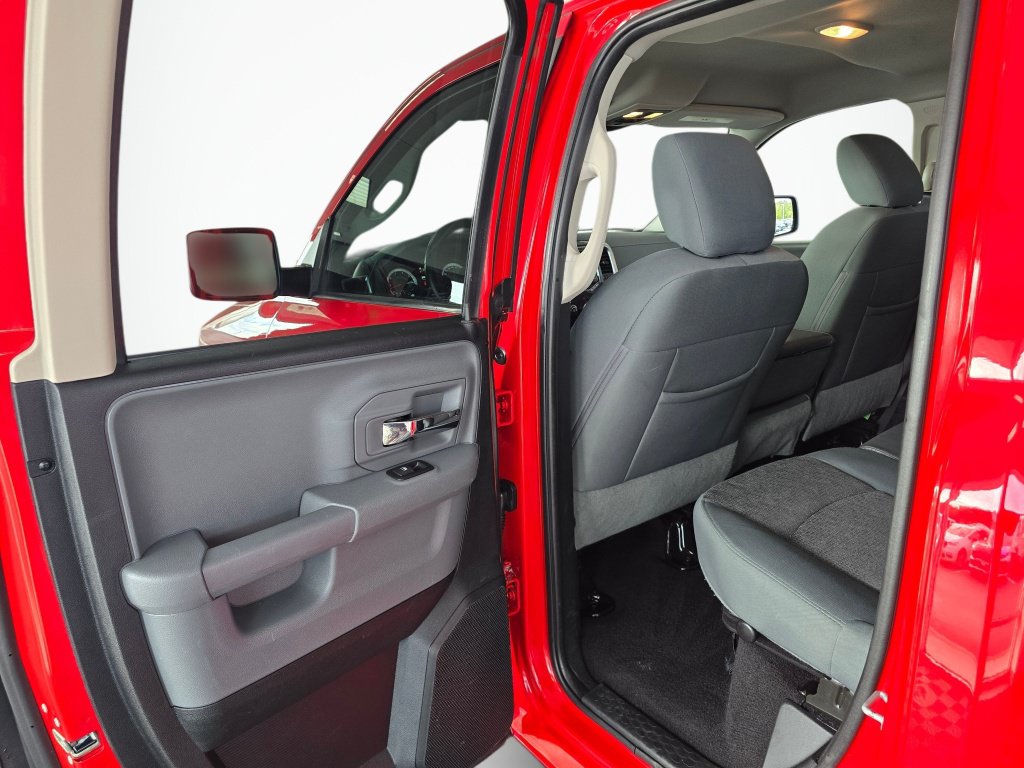 Used 2016 RAM 1500 Big Horn AWD/4WD image 32