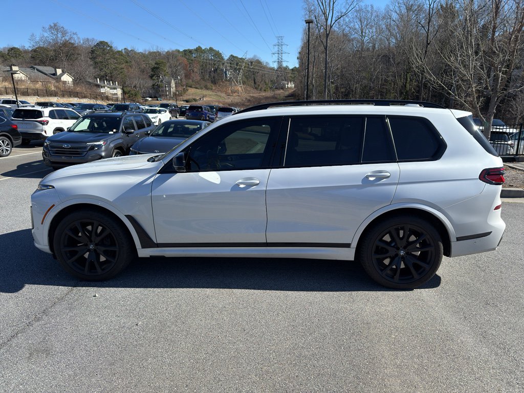 Used 2024 BMW X7 M60i w/ Executive Package image 8