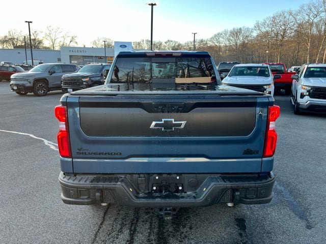 Used 2024 Chevrolet Silverado 1500 ZR2 w/ ZR2 Bison Edition AWD/4WD image 8