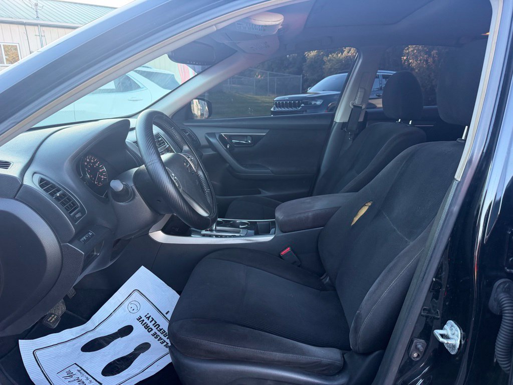 Used 2013 Nissan Altima 2.5 SV w/ 2.5SV Convenience Pkg FWD image 10