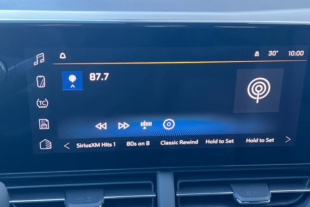 New 2026 Chevrolet Trax LT w/ Driver Confidence Package image 15