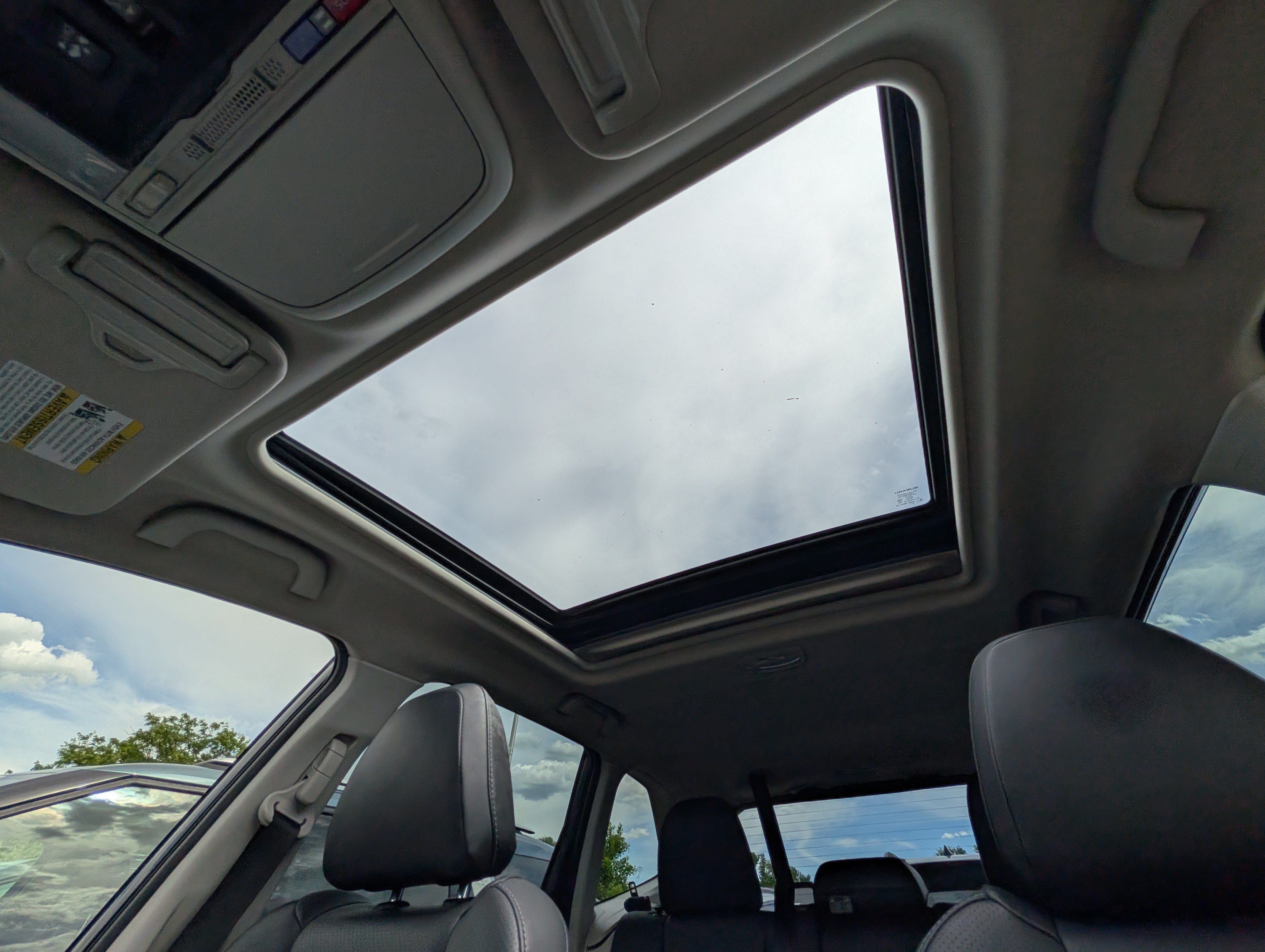 Used 2023 Subaru Forester Limited AWD/4WD image 32