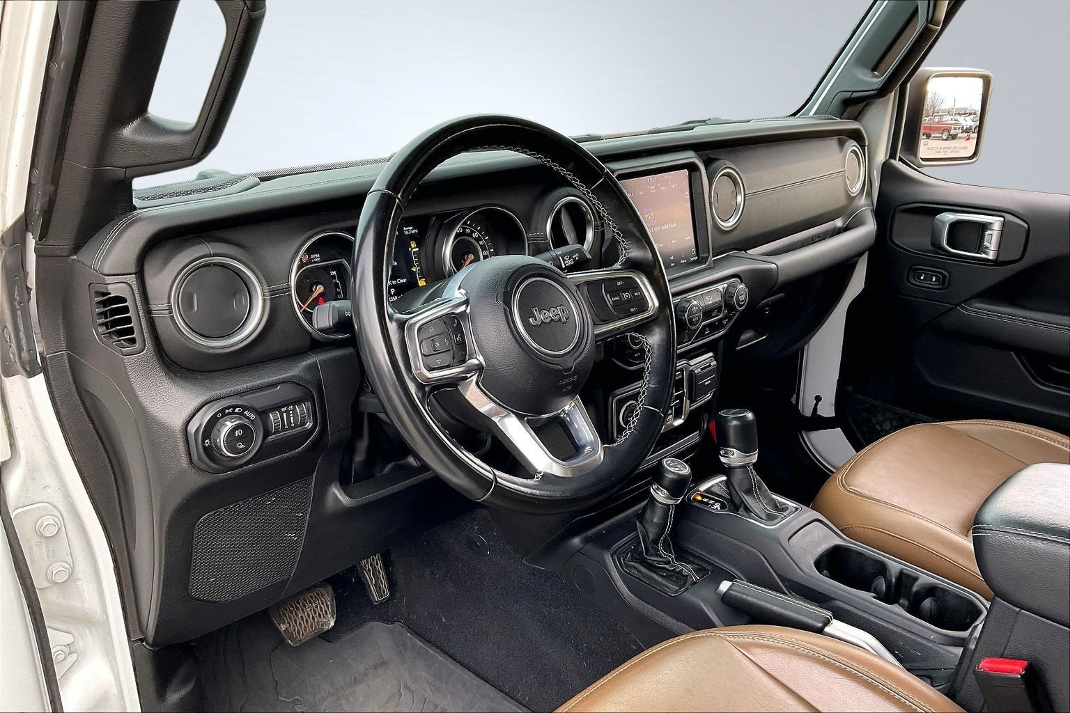 Used 2022 Jeep Gladiator Overland w/ Popular Equipment Package image 10