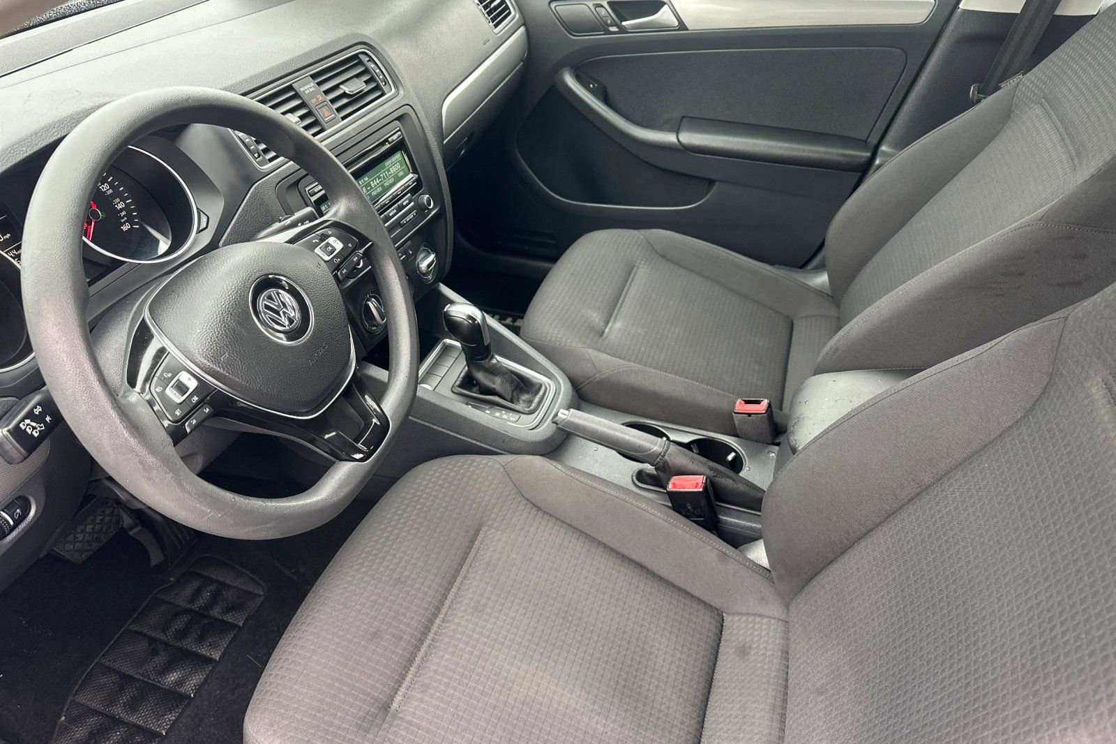 Used 2015 Volkswagen Jetta SE image 10