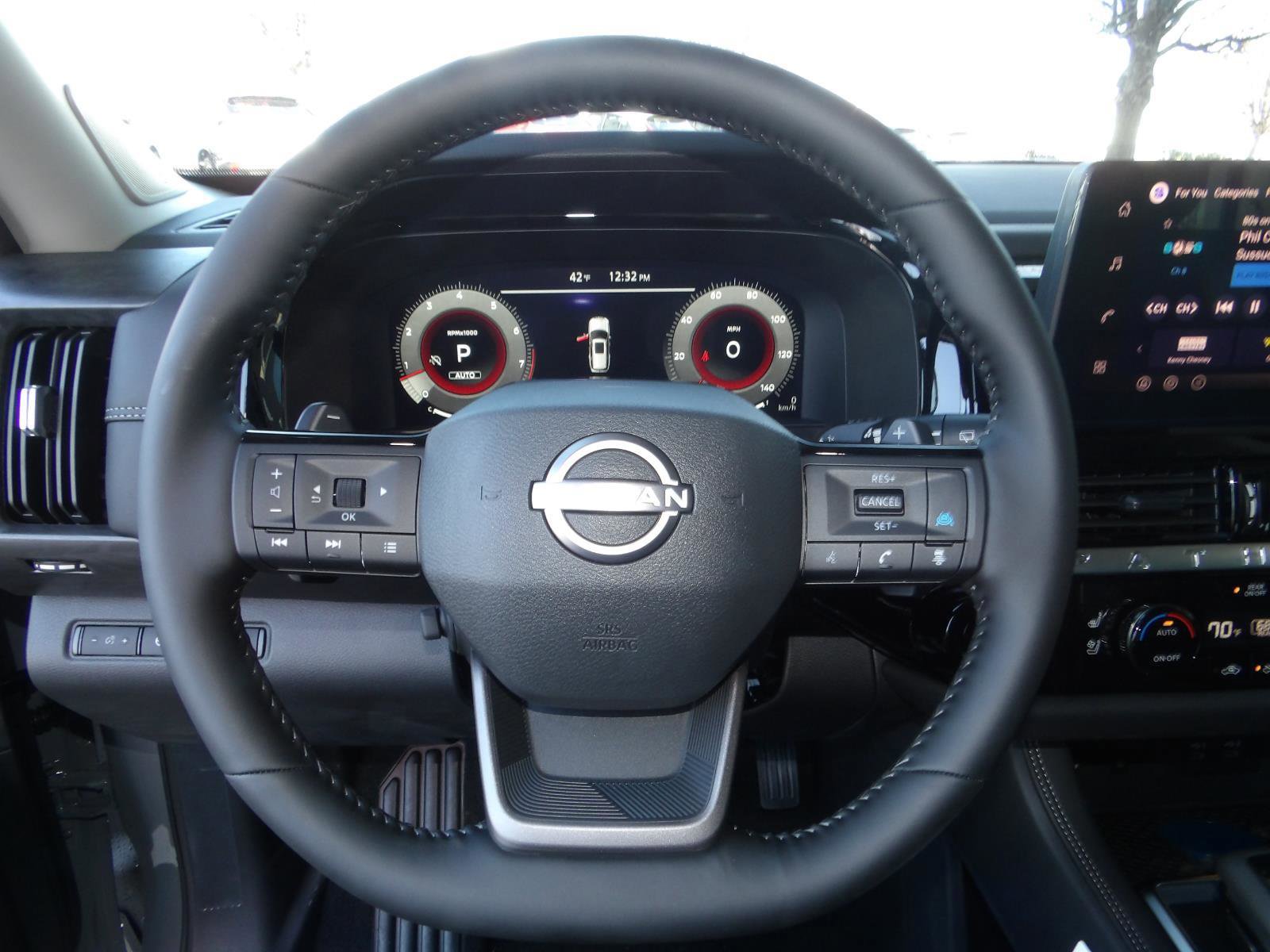 New 2026 Nissan Pathfinder Platinum image 36
