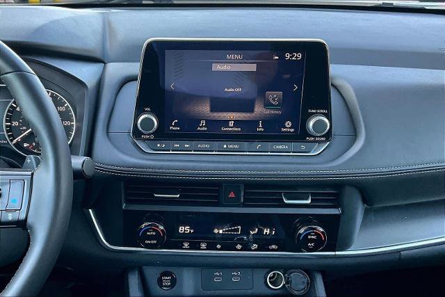 Certified 2025 Nissan Rogue SV image 6