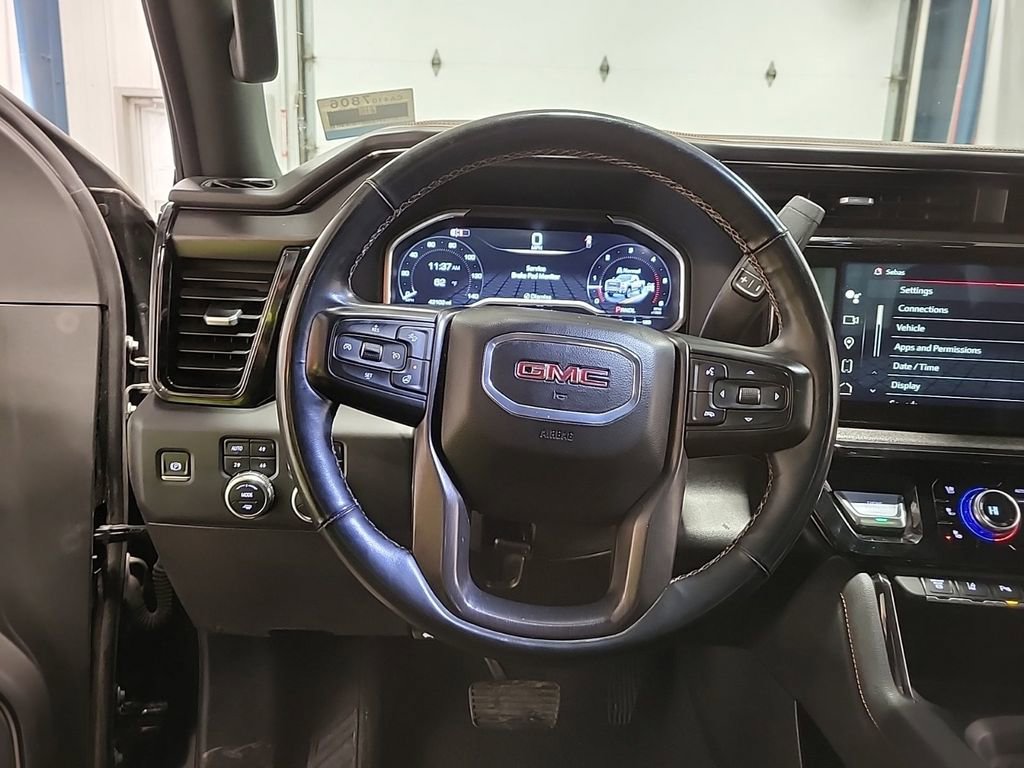 Used 2024 GMC Sierra 2500 AT4 w/ AT4 Premium Plus Package image 10