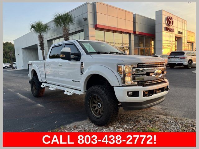 Used 2018 Ford F250 Lariat w/ Lariat Value Package AWD/4WD image 1