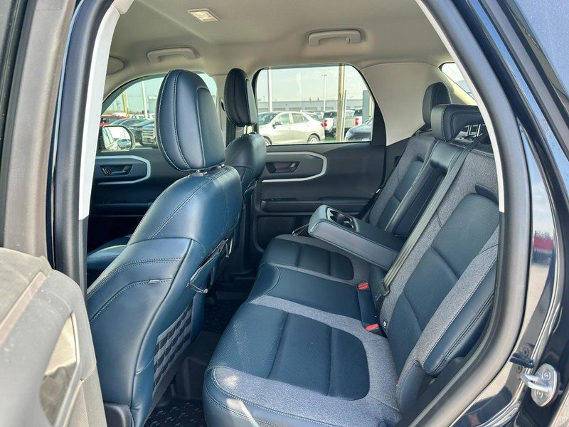 Used 2022 Ford Bronco Sport Outer Banks image 10