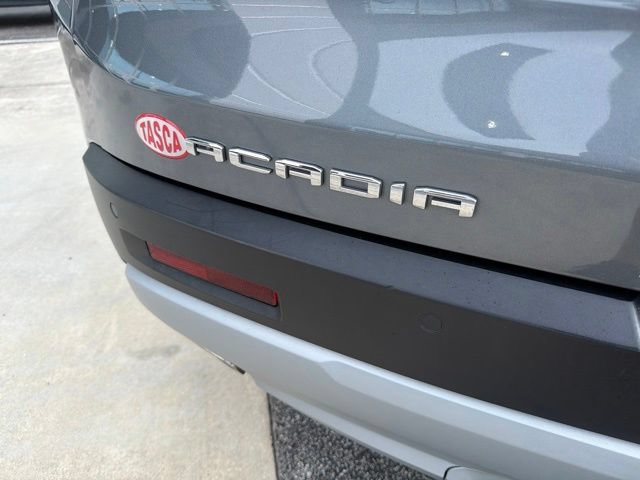 Used 2021 GMC Acadia SLT w/ Technology Package FWD image 8