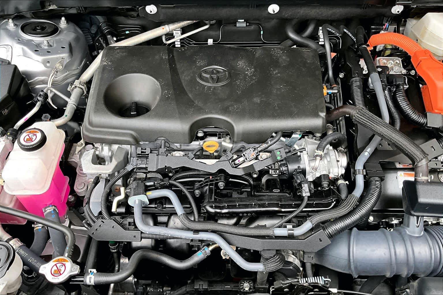 Certified 2025 Toyota RAV4 XLE AWD/4WD image 32