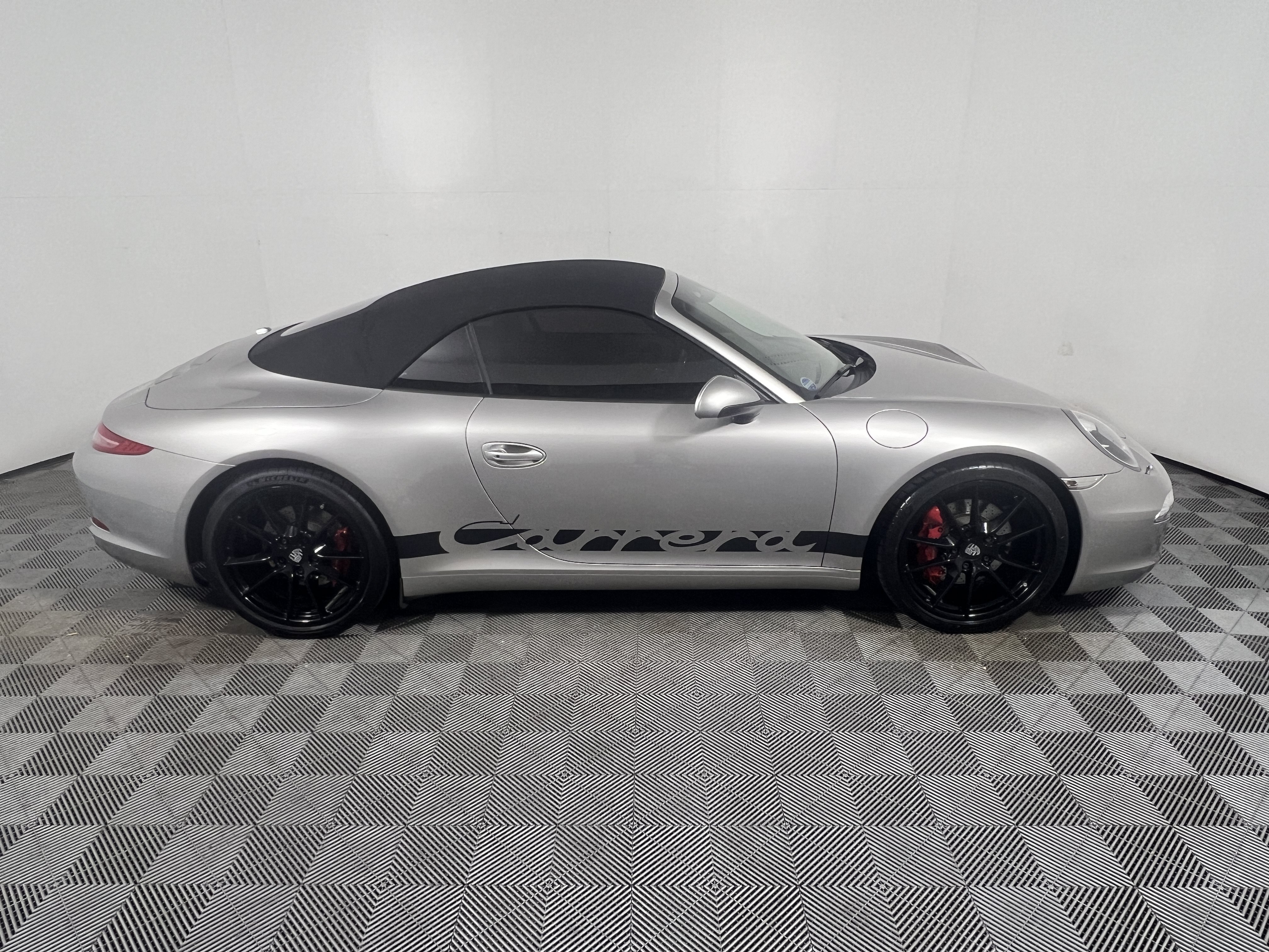 Used 2013 Porsche 911 Carrera S RWD image 26