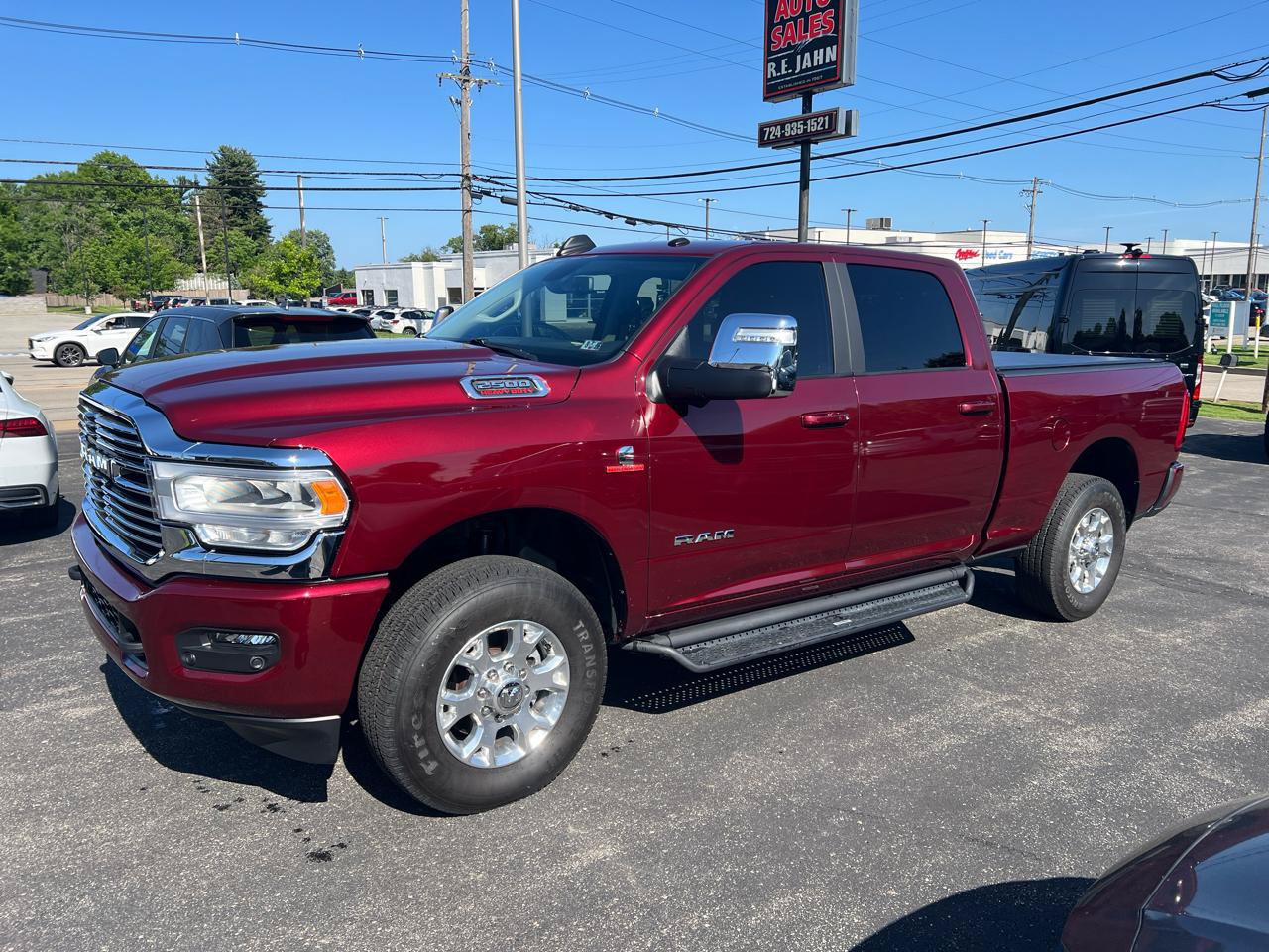 Used 2023 RAM 2500 Laramie AWD/4WD image 1