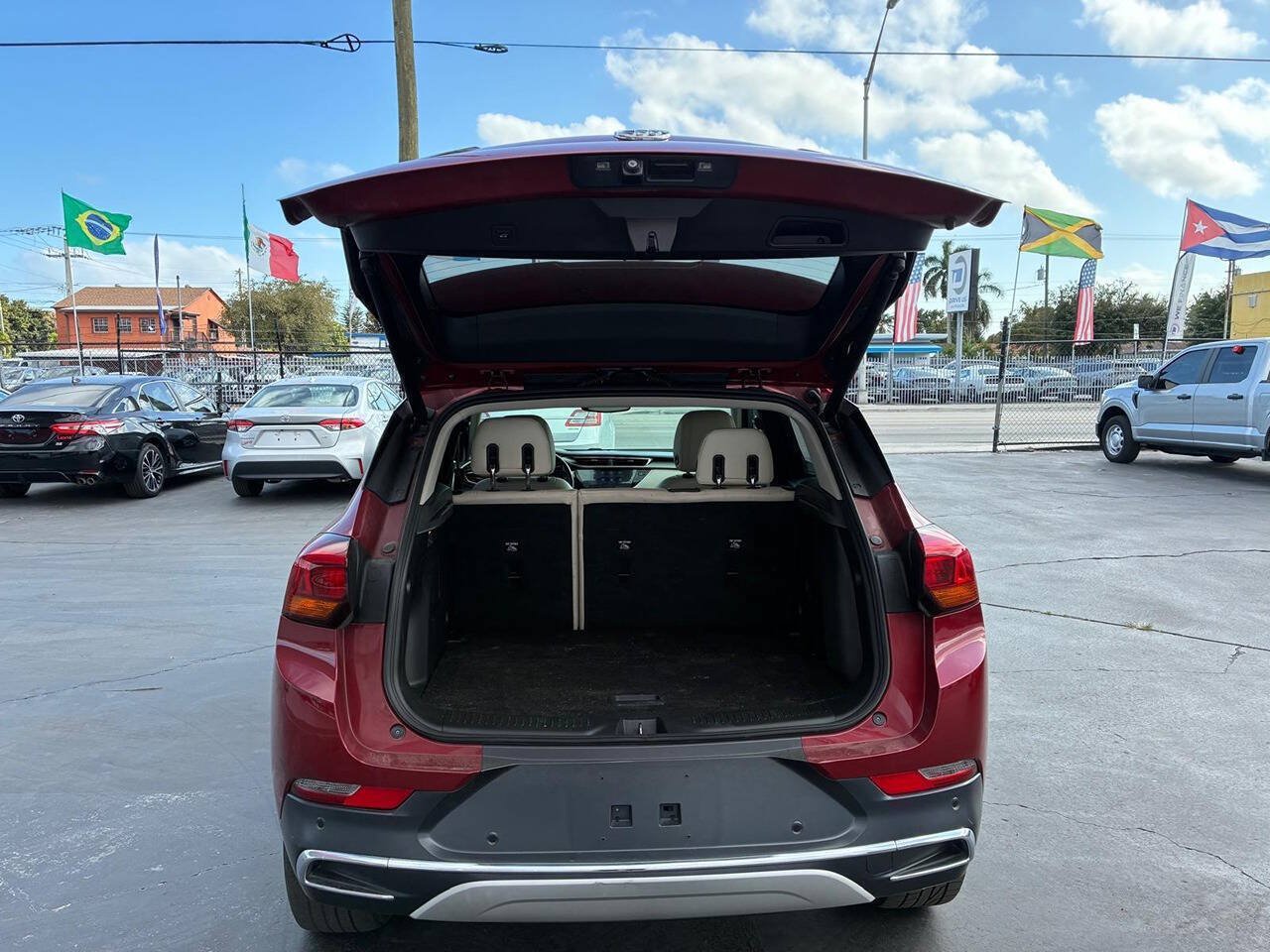Used 2021 Buick Encore GX Essence w/ Advanced Technology Package FWD image 14