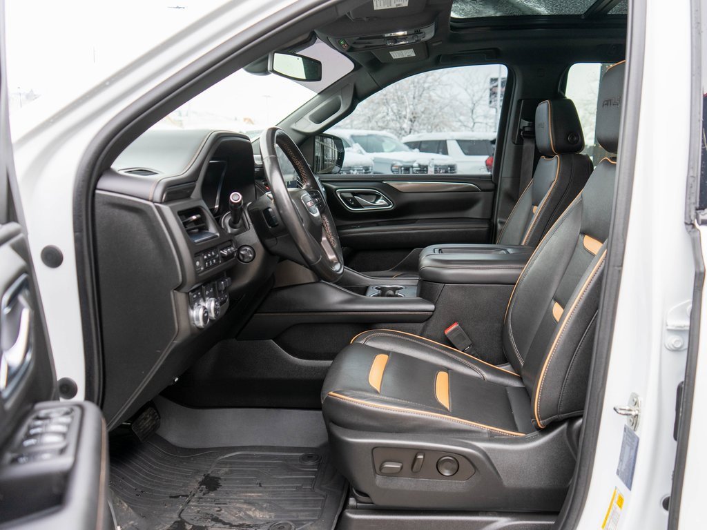 Used 2022 GMC Yukon AT4 w/ Technology Package image 11