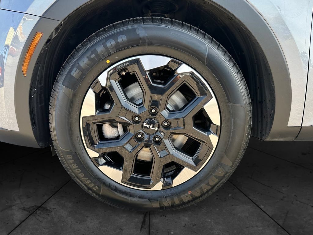 Used 2024 Kia Sorento S FWD image 14