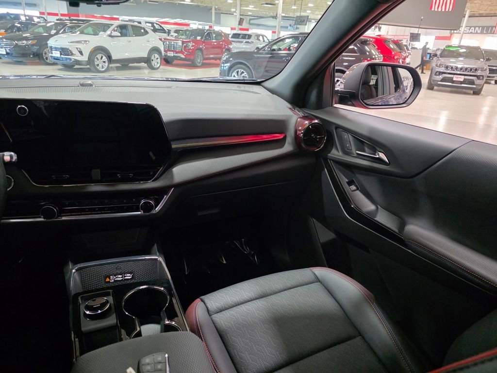 Used 2026 Chevrolet Equinox RS w/ Convenience Package III image 16