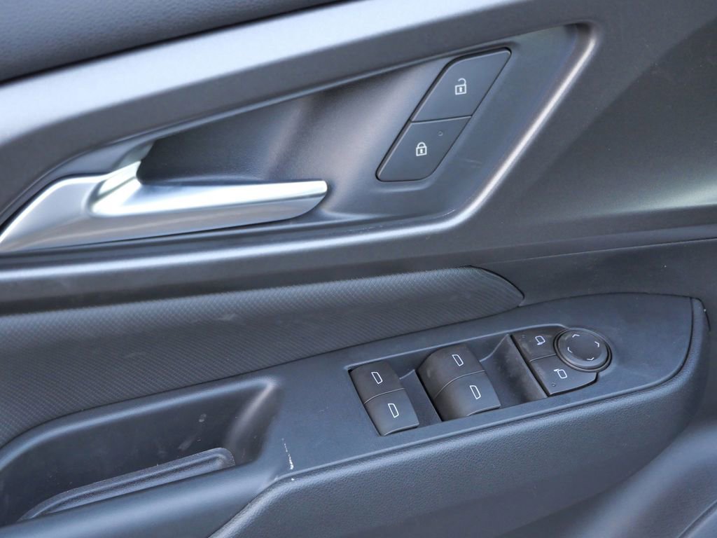 New 2026 Chevrolet Equinox EV LT image 14