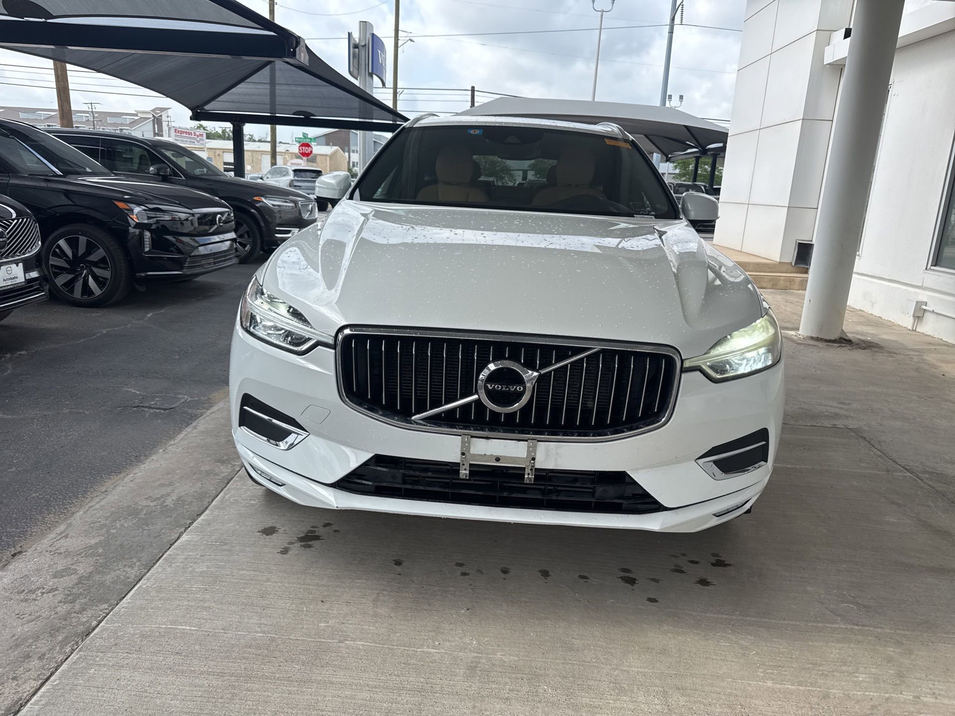 Used 2020 Volvo XC60 T5 Inscription w/ Protection Package Premier FWD image 2