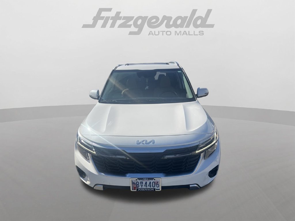 Used 2024 Kia Seltos EX AWD/4WD image 7