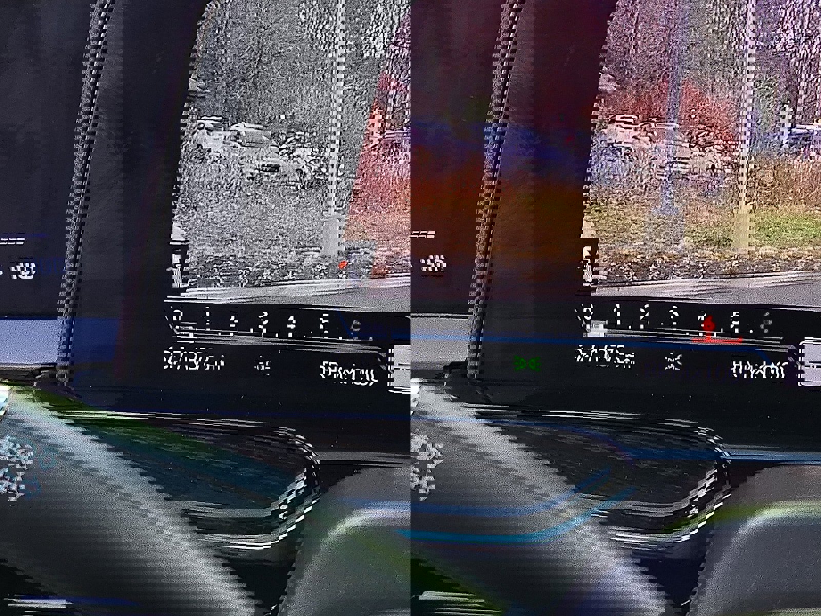 Used 2023 Cadillac Escalade Premium Luxury image 22