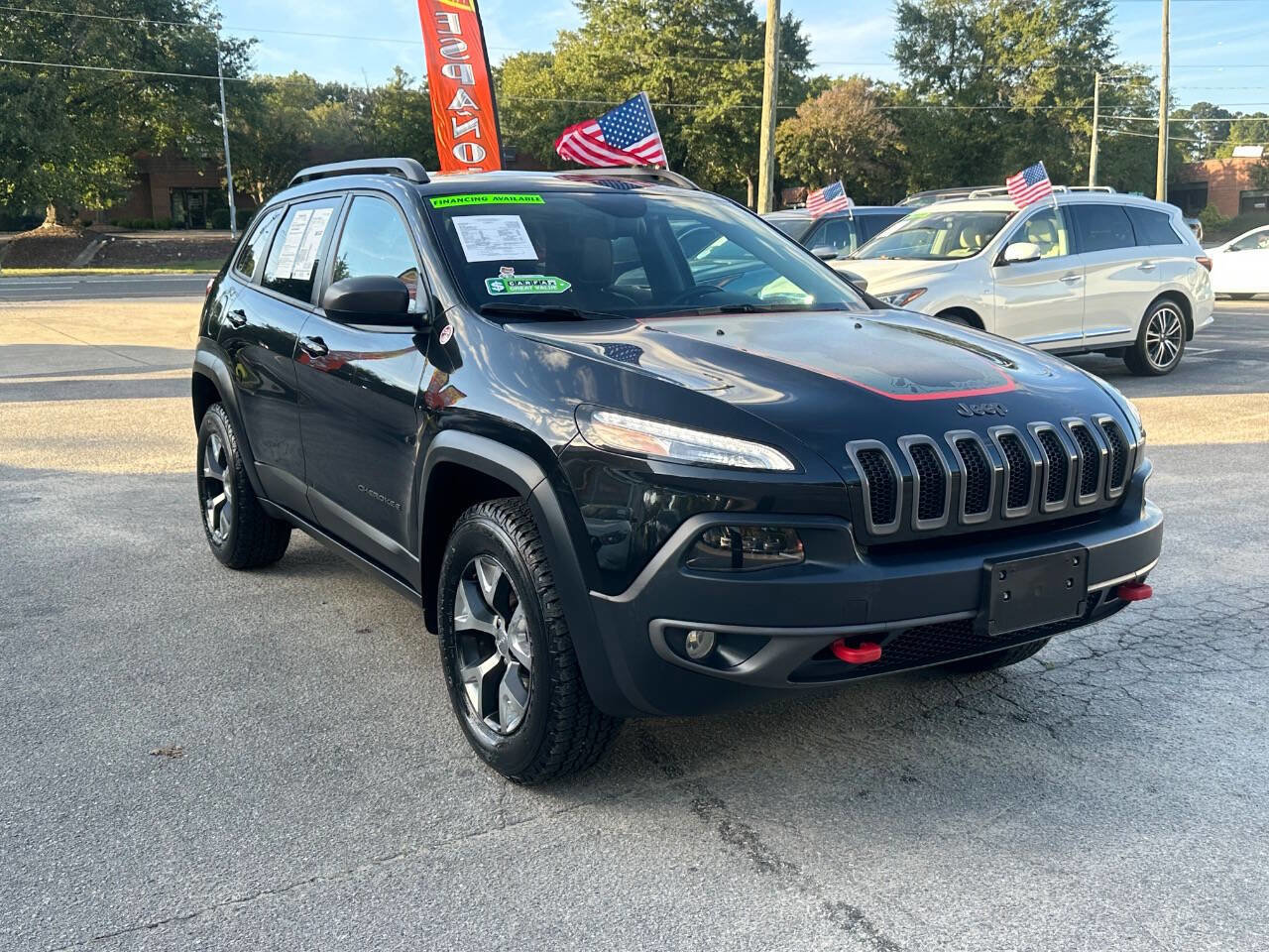 Used 2016 Jeep Cherokee Trailhawk w/ Comfort/Convenience Group image 13