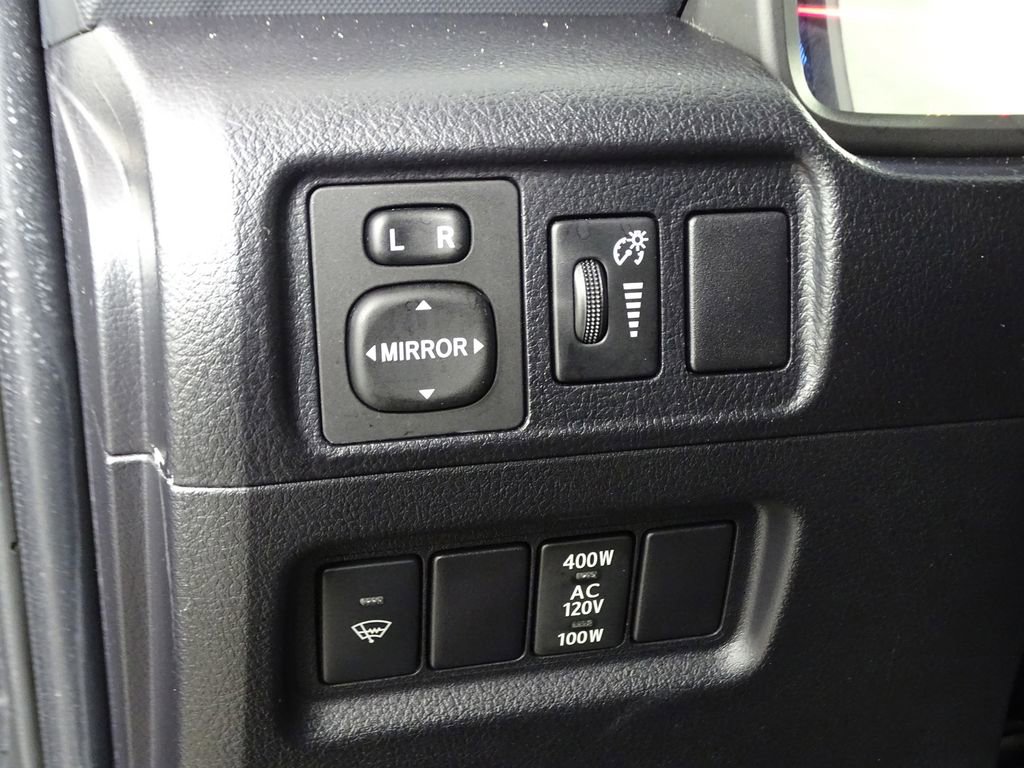 Used 2019 Toyota 4Runner SR5 Premium image 18