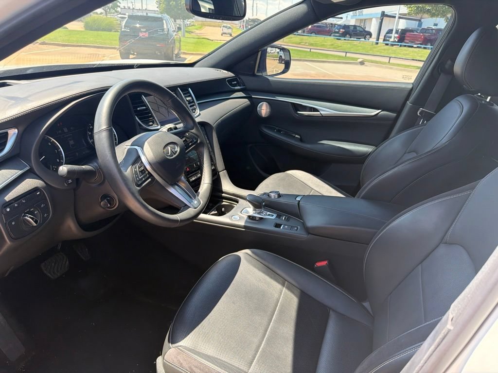 Used 2023 INFINITI QX55 Sensory w/ Lighting Package AWD/4WD image 8