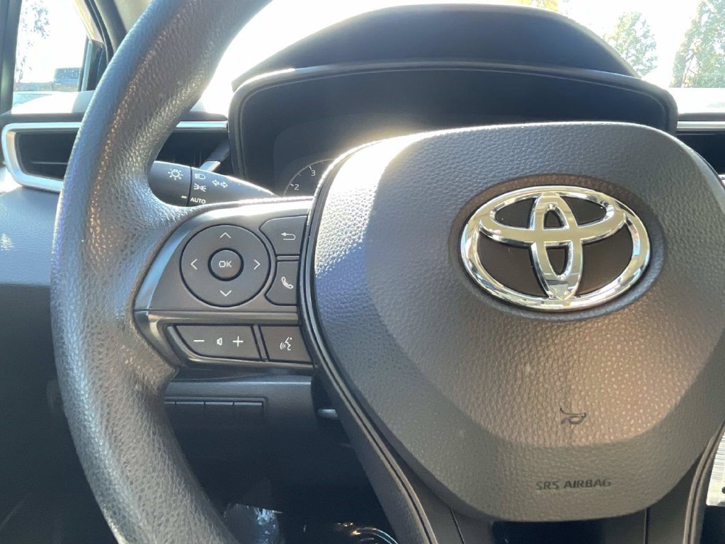 Used 2023 Toyota Corolla LE FWD image 30