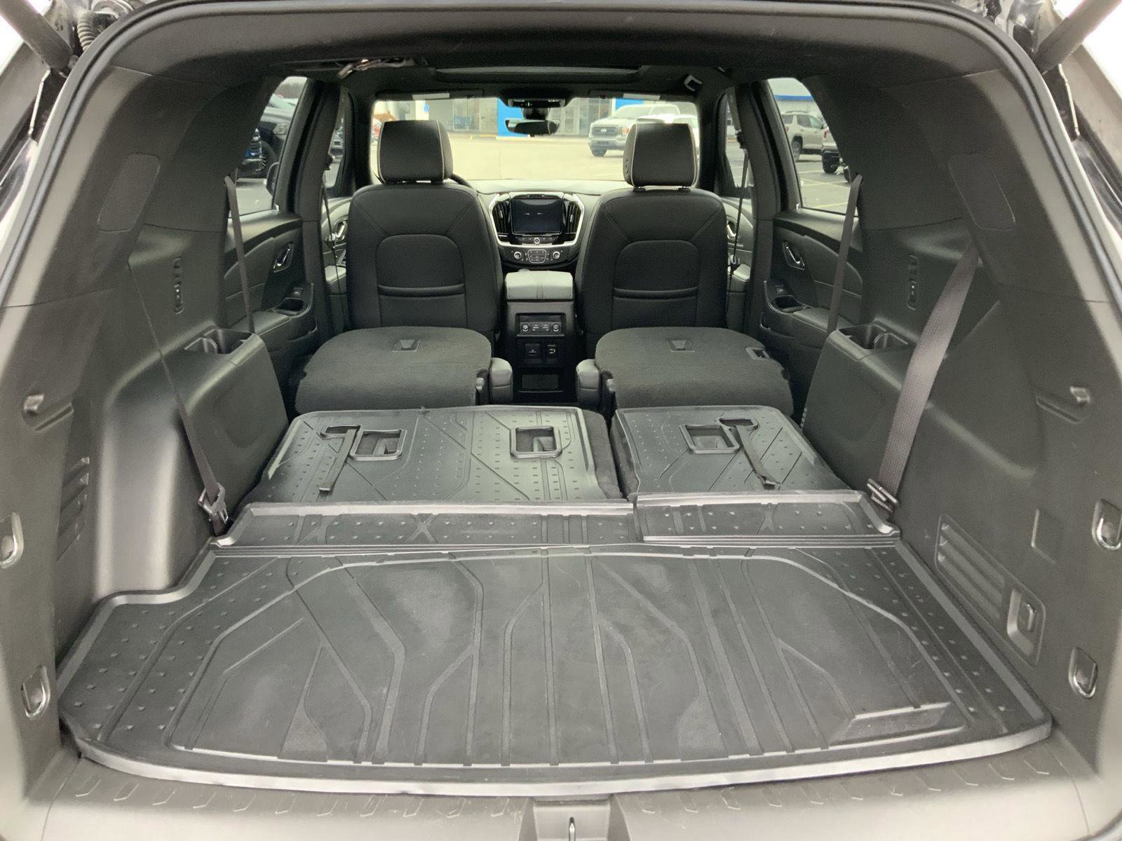 Used 2023 Chevrolet Traverse Premier w/ Redline Edition image 15
