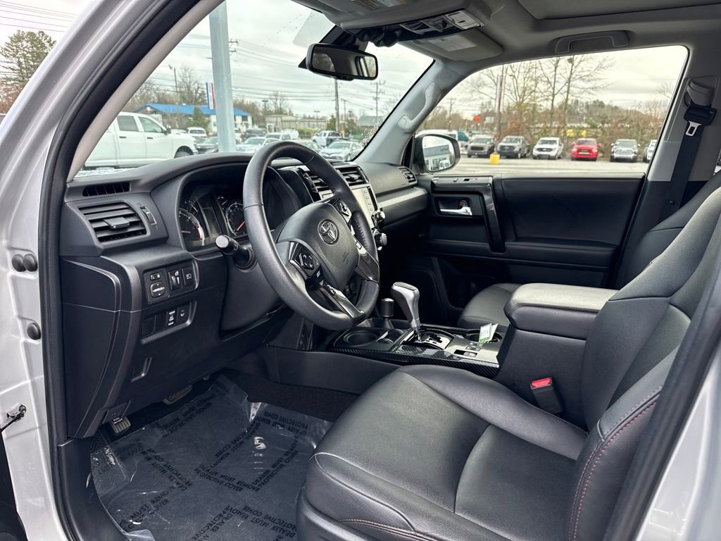Used 2022 Toyota 4Runner TRD Off-Road Premium image 11