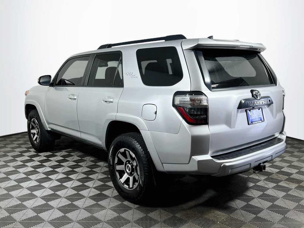Certified 2019 Toyota 4Runner TRD Off-Road Premium AWD/4WD image 5