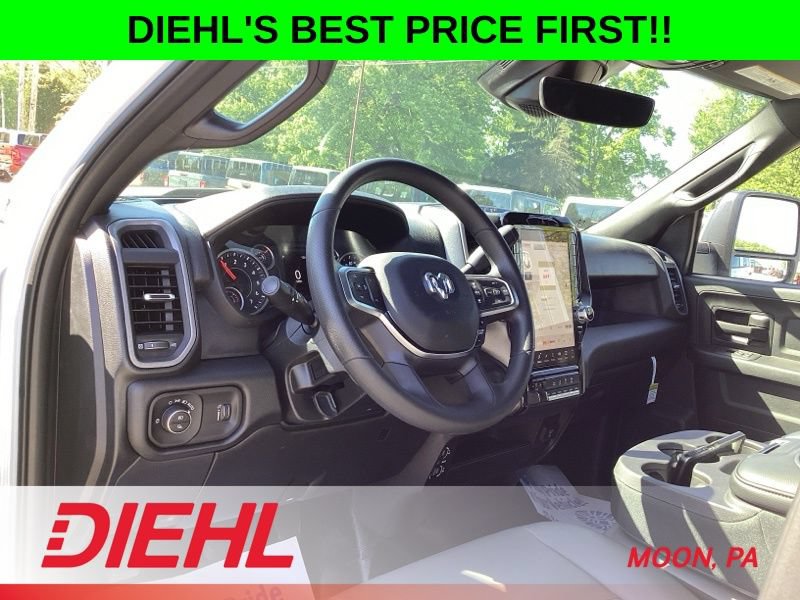 New 2026 RAM 2500 Tradesman AWD/4WD image 25