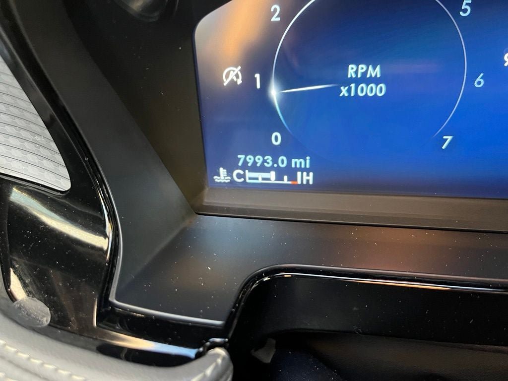 Certified 2025 Lincoln Corsair AWD image 27